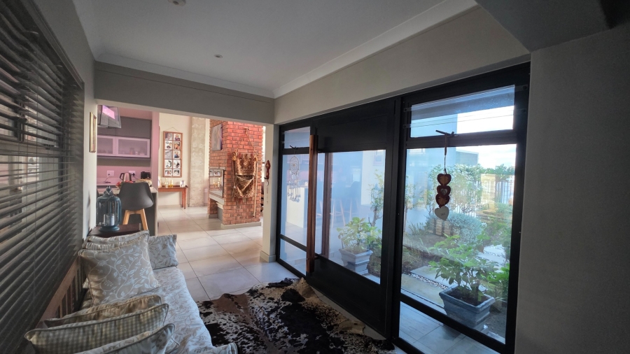 3 Bedroom Property for Sale in Hopefield Western Cape